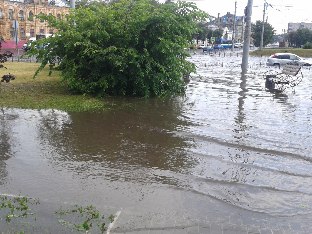 Площадь затопления. Иваново затопило. Потоп на Соколе. Потоп в Белгороде 27 июля.
